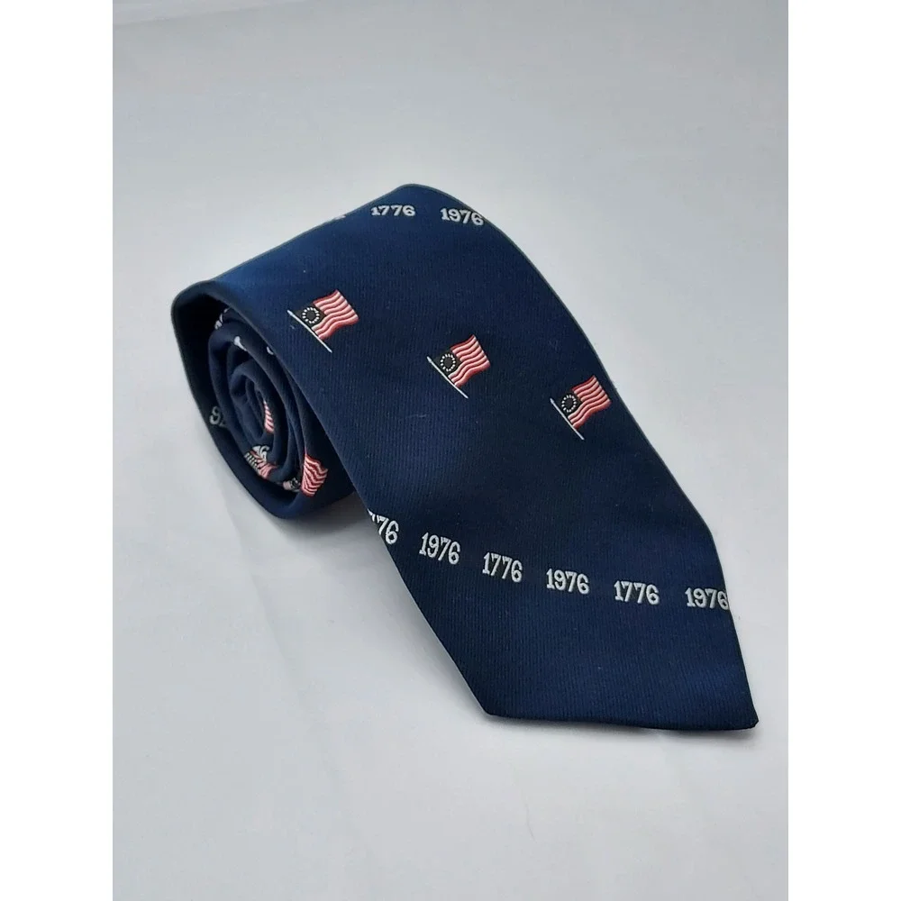Vintage JCPenney 1776-1976 Bicentennial Tie Navy Blue American Flag Patriotic